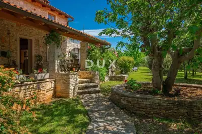 House for sale in Svetvinčenat, 200 m² - 4