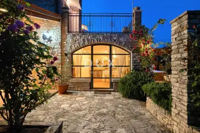 House for sale in Svetvinčenat, 200 m² - 11