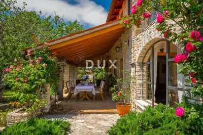 House for sale in Svetvinčenat, 200 m² - 3