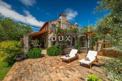 House for sale in Svetvinčenat, 200 m² - 13
