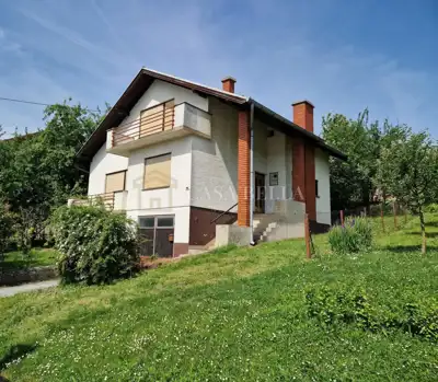 House 600 m², Daruvar - quiet location and orchard - 17