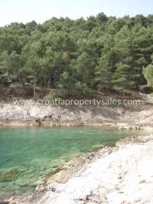 Poljoprivredna parcela 6.312 m², Šolta - prva linija uz more - 2