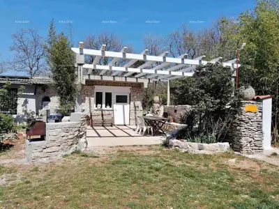 Haus 95 m² in Umag, ruhige Lage 1800 m vom Meer entfernt