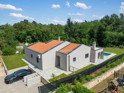 Kuća 130 m², Labin - prizemnica s bazenom - 20
