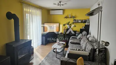 Haus 270 m², Čavle - Cernik, 3 Wohneinheiten