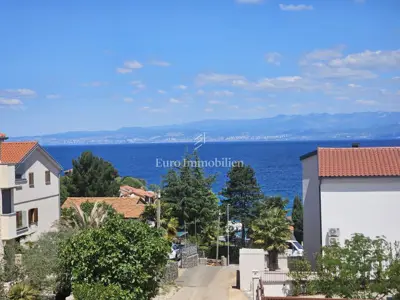 Malinska - nova kuća s bazenom, 170 metara od mora - 12