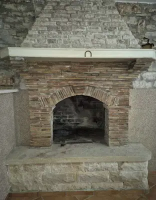Stone house 180 m², Marčana - quiet location and yard 852 m² - 8