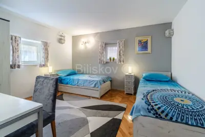Stan 55 m², Split, Grad - 5 min do centra i Rive - 3