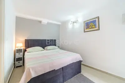 Stan 55 m², Split, Grad - 5 min do centra i Rive - 4