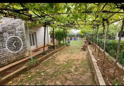 Prodaje se kuća, blizina Marčane.