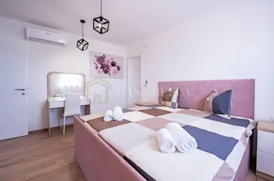 Vila s bazenom, Dobrinj, otok Krk - 4 sobe i 4 kupaonice - 14