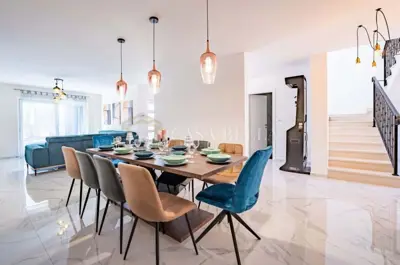 Vila s bazenom, Dobrinj, otok Krk - 4 sobe i 4 kupaonice - 7