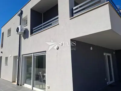 Doppelhaus in Novigrad, Pool und Meerblick - 4