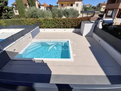 Doppelhaus in Novigrad, Pool und Meerblick - 17