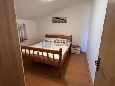 Kuća 151 m², Kruševo - 3 stana, 50 m od mora - 14