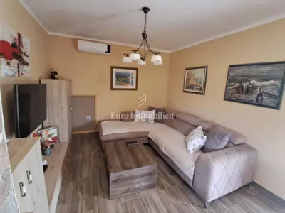 Kuća 152 m², Rakalj - bazen i uređena okućnica - 10