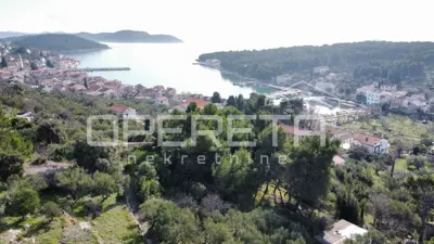 Baugrundstück 637 m², Prvić Luka - 100 m vom Meer - 2