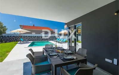 Villa 160 m², Pula Škatari - ruhige Lage nahe dem Zentrum - 20