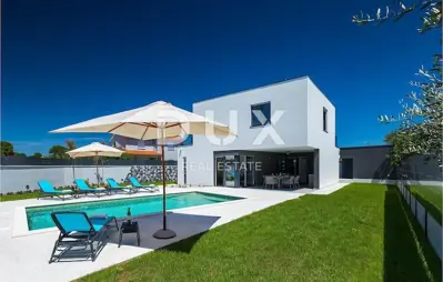 Villa 160 m², Pula Škatari - ruhige Lage nahe dem Zentrum