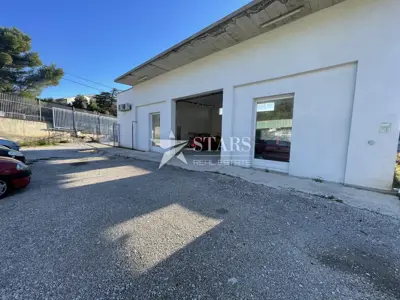 Kostrena, Halle 150 m² mit 550 m² Grundstücksfläche