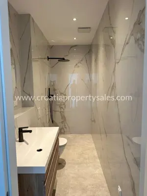 Villa 355 m² in Omiš, sea view and peaceful surroundings - 6