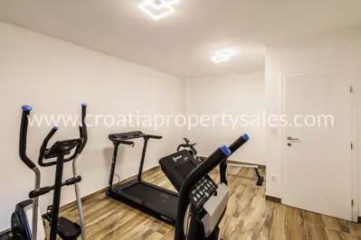 House, Rogoznica, private yard 1 116 m² and pool - 4