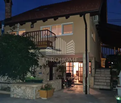 Kuća 287 m², Bijenik - predivan pogled i 4 etaže - 2