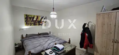 Haus 332 m², Oprtalj - zwei Häuser und bebaubare Grundstücksfläche - 10
