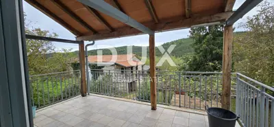 Haus 332 m², Oprtalj - zwei Häuser und bebaubare Grundstücksfläche - 20