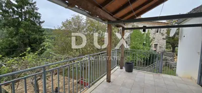 Haus 332 m², Oprtalj - zwei Häuser und bebaubare Grundstücksfläche - 21