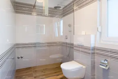 Vila 340 m², Medulin - pogled na more i grijani bazen - 20