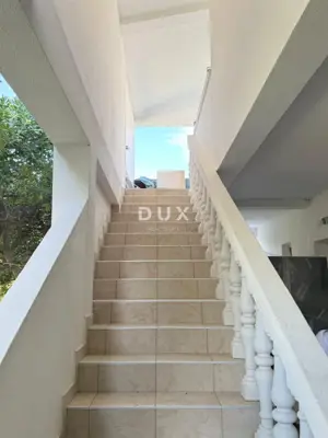 House 475 m², Pag - on the waterfront and in the heart of the city - 11