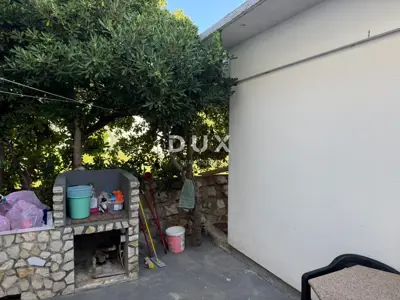 House 475 m², Pag - on the waterfront and in the heart of the city - 5