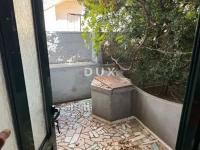House 475 m², Pag - on the waterfront and in the heart of the city - 6