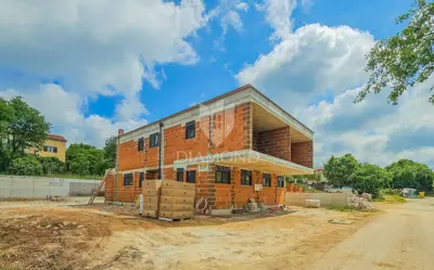 Haus 132 m², Savudrija - Pool und 2 Parkplätze