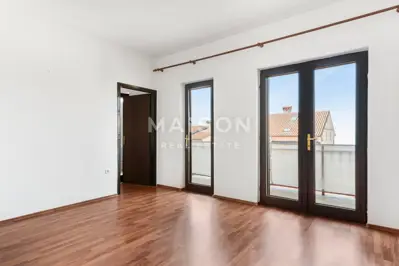 Haus, Drenova Rijeka, 4 Wohneinheiten und Hof - 10