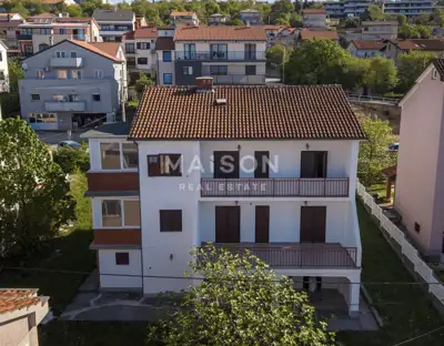 Haus, Drenova Rijeka, 4 Wohneinheiten und Hof - 1