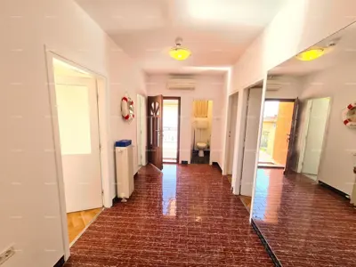 Pula. Zelenika! Samostojeća kuća s garažom! Blizina plaže i mora na samo 50 metara! - 21