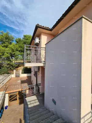 Pula. Zelenika! Samostojeća kuća s garažom! Blizina plaže i mora na samo 50 metara! - 22