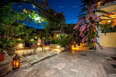 House 300 m², Rovinj near Cuve Bay, 700 m from the beach - 10