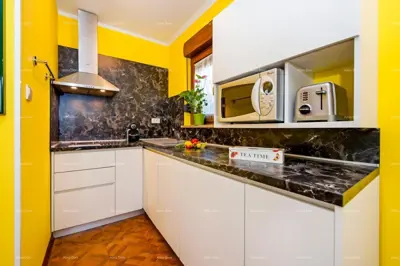 House 300 m², Rovinj near Cuve Bay, 700 m from the beach - 16