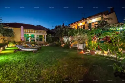 House 300 m², Rovinj near Cuve Bay, 700 m from the beach - 2