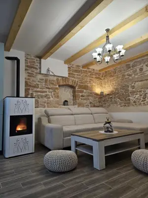 High-quality stone house with a pool and a volleyball court, Hrboki! - 18