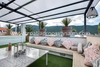 Haus 188 m², Šibenik - erste Reihe zum Meer - 6