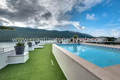 Haus 188 m², Šibenik - erste Reihe zum Meer - 3