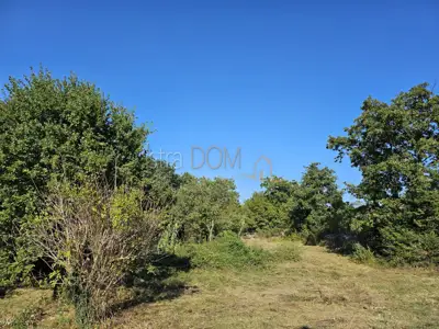 MALI VAREŠKI - Baugrundstück mit Olivenhain, 2.976 m² - 14