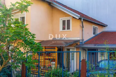 Haus 405 m², Donja Dubrava - drei Etagen und Hof - 12