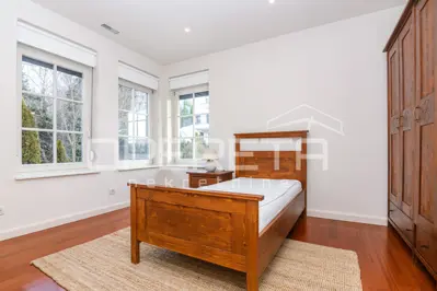 Apartment for rent in Medveščak, 190 m² - 10