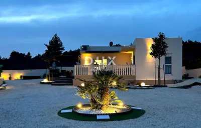 House 142 m², Bilice - new build and quiet location