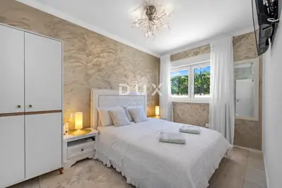 House 142 m², Bilice - new build and quiet location - 14